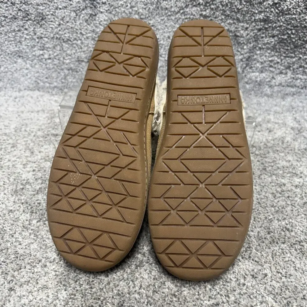 Minnetonka Slipper Booties Mens Size 11M Tan Suede Faux Fur Lined Cozy 400441